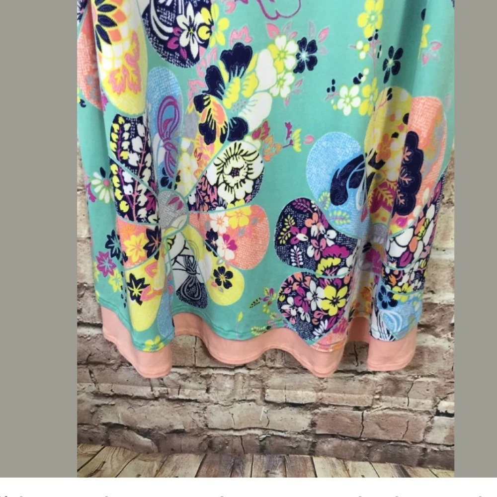 Judith March Large layered Tank Top Shirt - Picture 2 of 5